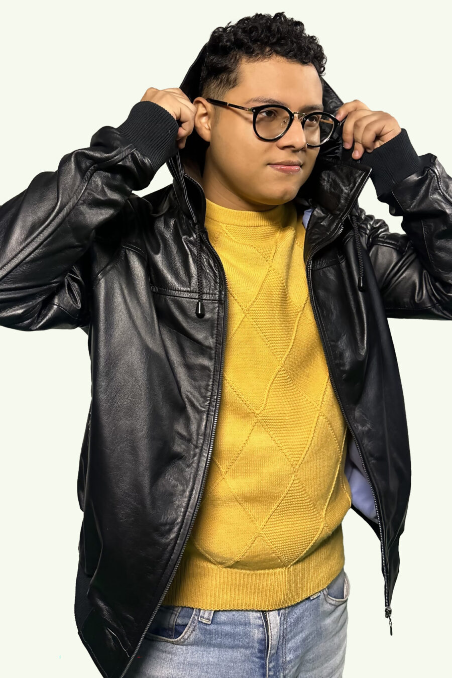 Chaqueta Cuero con Capota